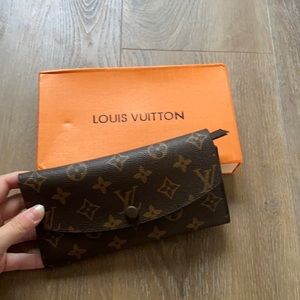 Never used Louis Vuitton wallet